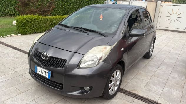 Toyota Yaris 1.0 benz 2008 5 porte - Foto 2