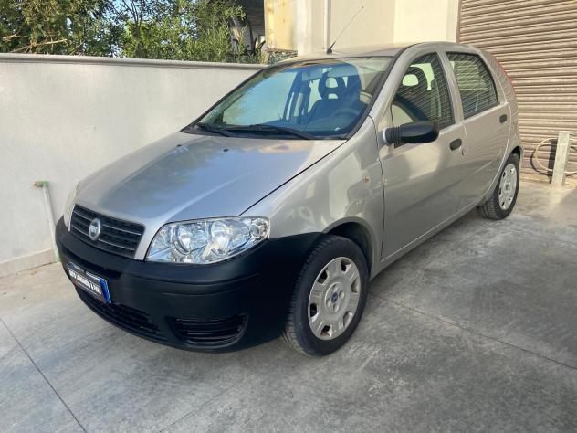 Fiat Punto 1.2 5 porte Active - Foto 2