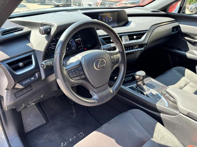 Lexus UX Hybrid Premium 2WD - Foto 9