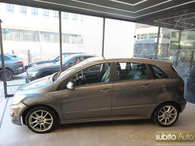 MERCEDES-BENZ B 200 CDI Premium rif. 23779127 - Foto 3