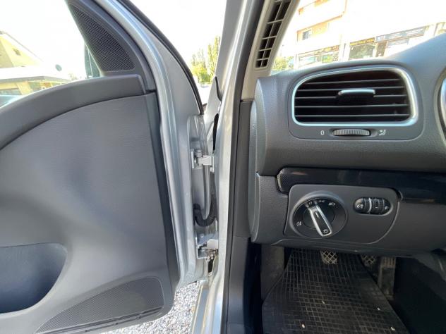 Volkswagen Golf Business 1.6 TDI 5p. Highline - Foto 10