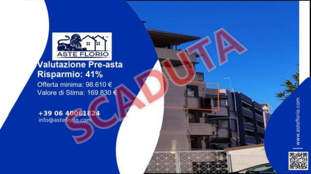 Immobile in asta di 91 m², box auto in vendita a Chioggia