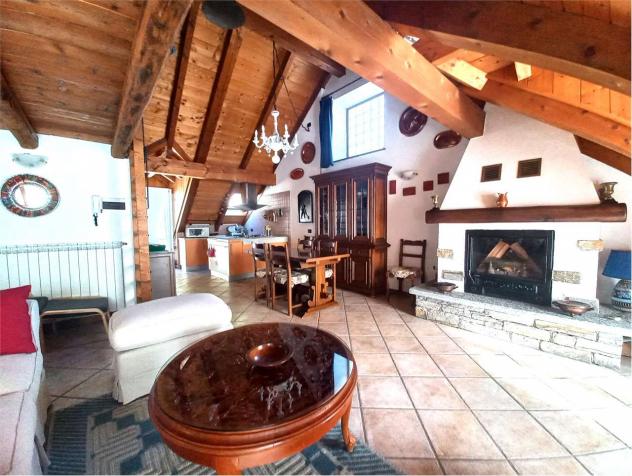 V000588 - SPLENDIDO APPARTAMENTO SU DUE LIVELLI CON TERRAZZA - Foto 4