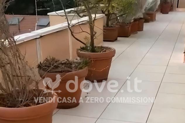 Attico / Mansarda di 220 m² con più di 5 locali e box auto in vendita a Varese - Foto 18