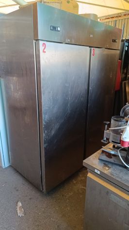 Frigo Doppia Anta Professionale per Ristorante – 25225
