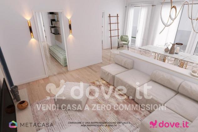 Appartamento di 173 m² con 4 locali e box auto in vendita a Busto Arsizio