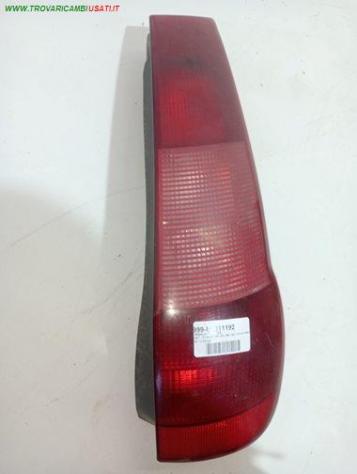 FANALE POST. DX 999-U1311192 Parti elettriche  Fanaleria  Fanali  Fanale post. dx. FIAT - PUNTO I 55 / 60 / 85 / GT - 01-11-1993 - 01-08-1999,