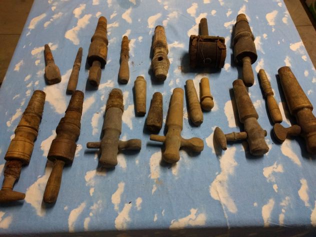 Vendo Rubinetti per Botti (Puiora) più Paniere vimini più Setaccio, usati - Foto 7