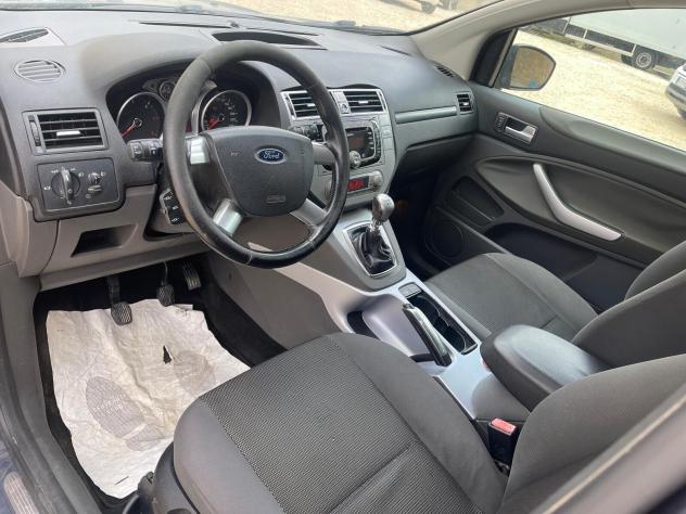 Ford Kuga - Foto 6