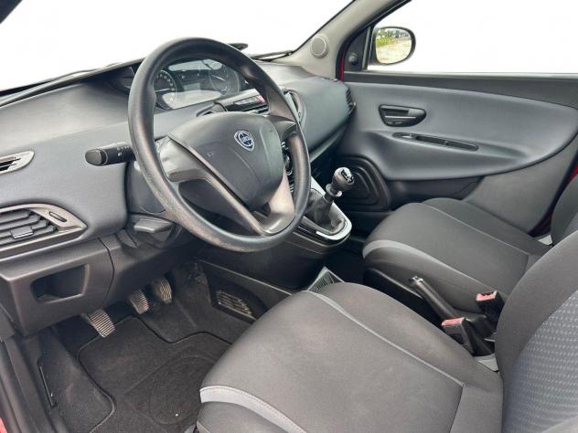 Lancia Ypsilon 2015 Benzina 1.2 Silver ecochic Gpl 69cv - Foto 6