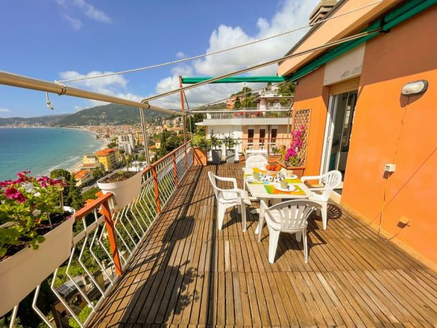 Alassio con fantastico terrazzo vista mare e garage, casa vacanza - Foto 4