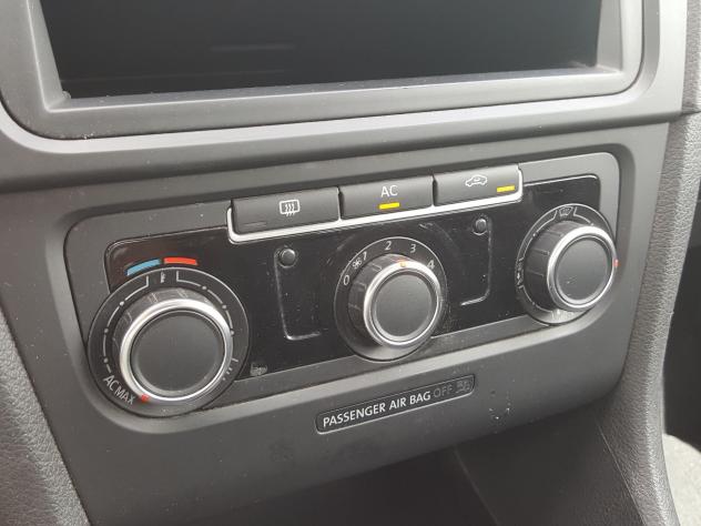 Volkswagen Golf VI 5p 1.6 tdi Comfortline - Foto 9