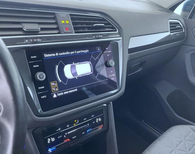 Volkswagen Tiguan Tiguan 2.0 TDI 150 CV SCR DSG 4MOTION Life - Foto 10