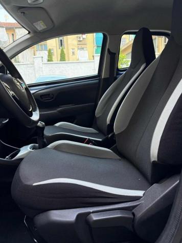 TOYOTA Aygo 1.0 VVT-i 69 CV 5 porte x-clusiv rif. 22900691 - Foto 7