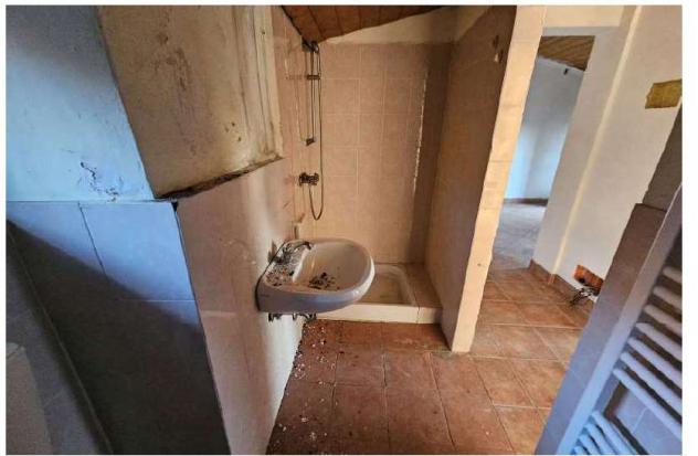 167/2025 U VA - Trilocale in asta a Azzio - Foto 11