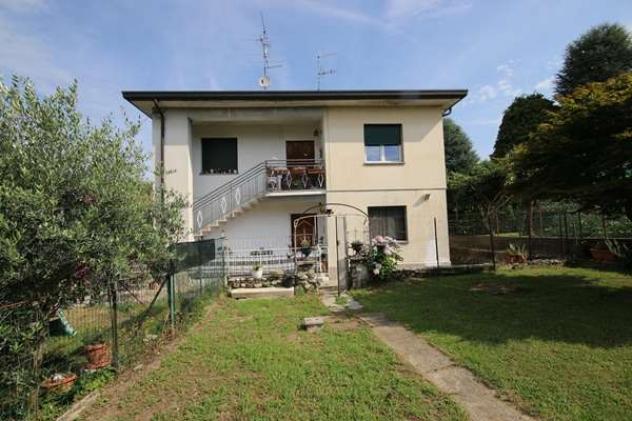 32 - Appartamento in bifamiliare a Faloppio