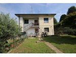 V000473 - Appartamento in bifamiliare a Faloppio