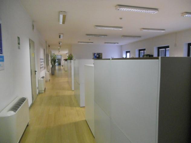 Immobile di 950 m² con più di 5 locali in affitto a Rho - Foto 9
