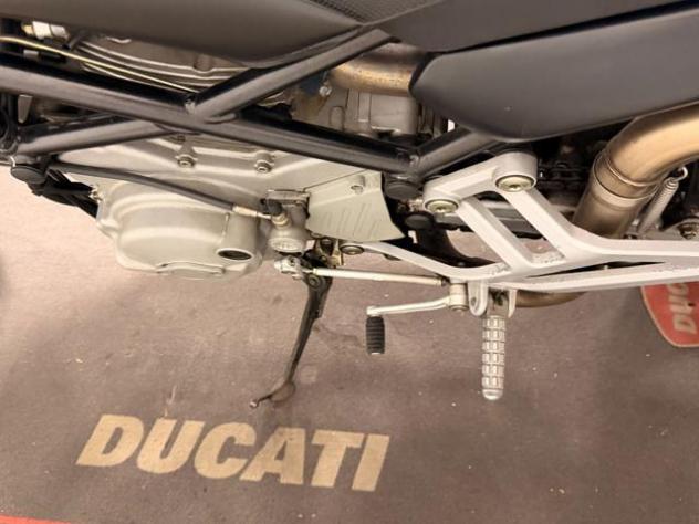 DUCATI Monster 750 BLACK rif. 23526678 - Foto 9
