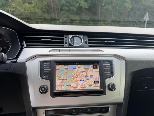 Volkswagen Passat Variant 2.0 TDI DSG Executive BlueMotion Tech. - Foto 10