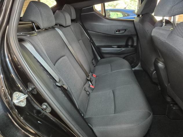 Toyota C-HR 1.8 Hybrid E-CVT Trend - Foto 8