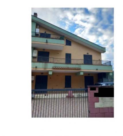 Immobile in asta di 138 m², box auto in vendita a Saponara - Foto 2