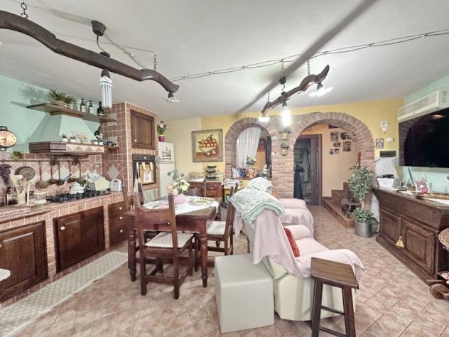 appartamento in vendita a Gavorrano in zona Ravi