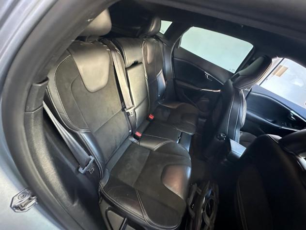 Volvo V40 2.0 d4 R-design Momentum 190cv geartronic my17 - Foto 10