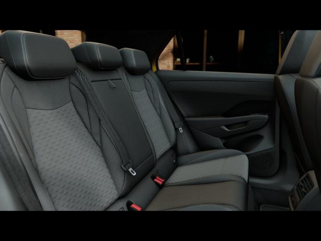 Volkswagen T-Roc 1.5 ETSI ACT R-LINE DSG 150CV MY 26 - Foto 9