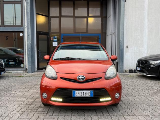 Toyota Aygo 1.0 12V VVT-i 5 porte Tobasco - Foto 8