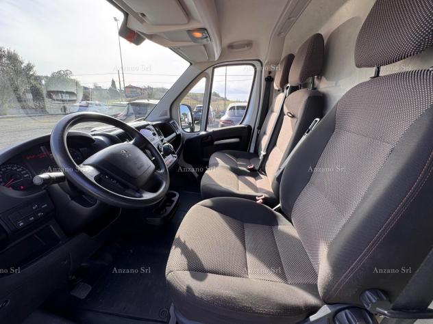 PEUGEOT Boxer 330 2.2 bluehdi 140cv S&S L2H2 - Foto 8