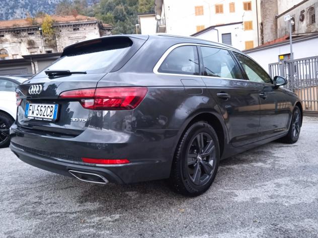 Audi A4 Avant 30 TDI S tronic Design - Foto 6