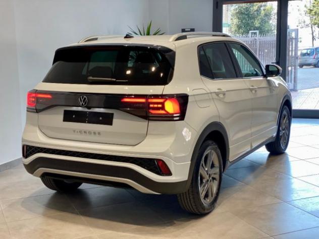 VOLKSWAGEN T-Cross 1.0 TSI 116 CV R-Line Interior/Exterior NUOVA - Foto 7