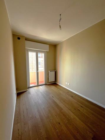 Appartamento ristrutturato a nuovo con terrazzo, garage e cantina!!! - Foto 3