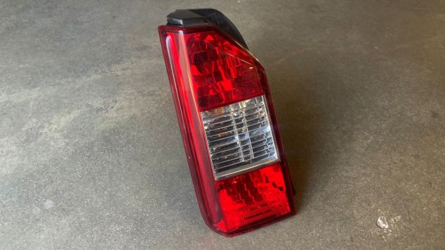 Fanale posteriore SX originale Fiat Idea del 2009 (46829509) - Foto 2