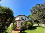 Villa in affitto a Forte dei Marmi 150 mq  Rif: 1208732
