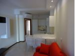 Tolstoi, ampio, moderno, rifinito, climatizzato, 2 balconi, box