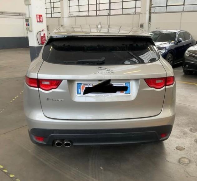 Jaguar F-Pace 2.0 D 180 CV AWD Prestige Catena fatta in Jaguar - Foto 6