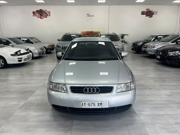 Audi A3 3p 1.8 - Foto 2