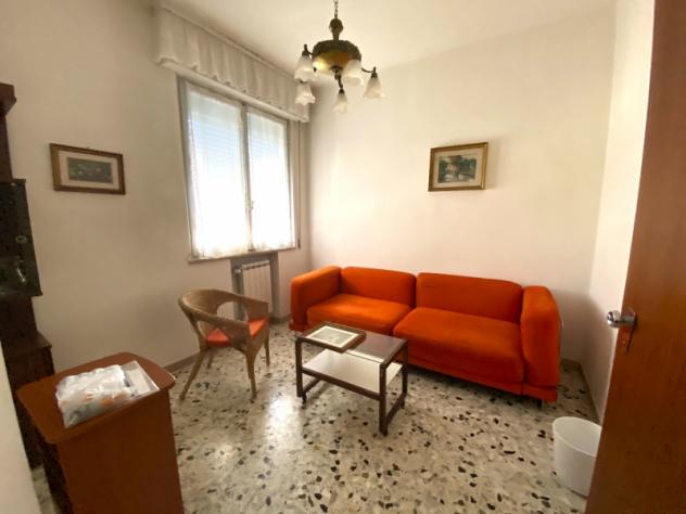 TRILOCALE LUMINOSO CON TERRAZZO E CANTINA