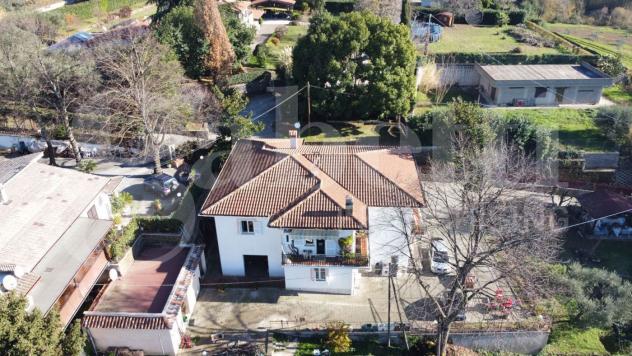 Villa o villino - Velletri . Rif.: Cod. rif 3165271VRG
