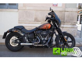 HARLEY-DAVIDSON Softail Street Bob 1868