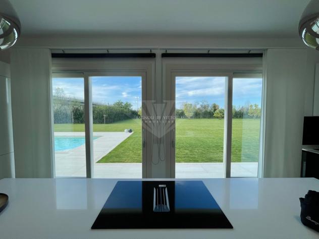 VILLA di 12 vani e di 180 mq (PIETRASANTA) rif. 442/VV - Foto 8
