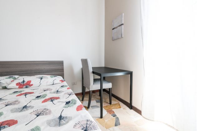 AMPIA STANZA COMODISSIMA PER LINEA LILLA IN ZONA BICOCCA - Foto 3