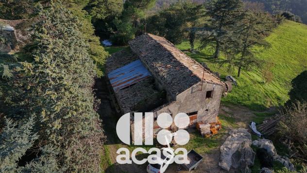 BORGO AGRICOLO CON 27 ETTARI DI TERRENO - Foto 3