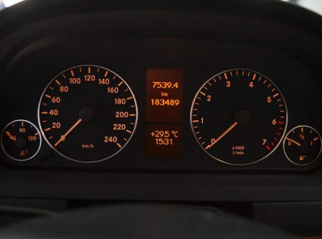 MERCEDES-BENZ A 160 AUTOMATIC Executive 5 Porte rif. 24059801 - Foto 9