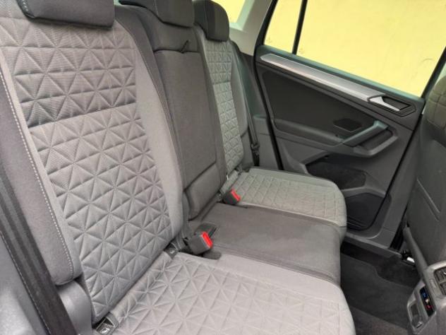 VOLKSWAGEN Tiguan 2.0 TDI 150 CV SCR DSG Life rif. 24162604 - Foto 8