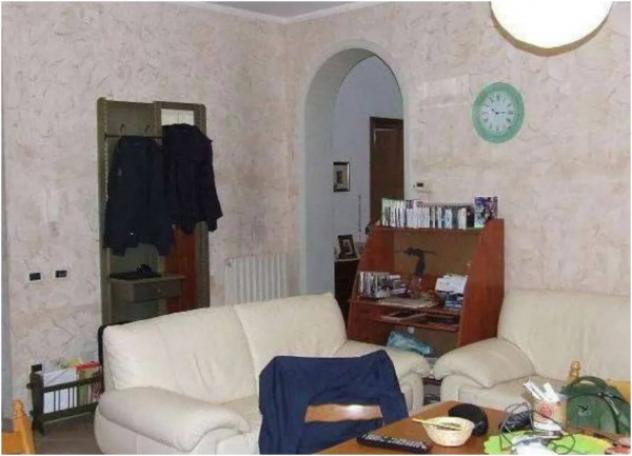 Immobile in asta di 165 m² con più di 5 locali e box auto in vendita a Spoleto - Foto 3