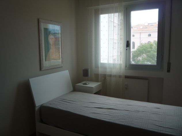 APPARTAMENTO PER STUDENTESSE UNIVERSITARIE - Foto 4