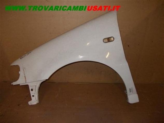 PARAFANGO ANT.S. BIANCO CON SOTTOPORTA VOLKSWAGEN POLO (6N)  Carrozzeria  Lamierati esterni  Fiancate  Parafango ant. VOLKSWAGEN - POLO - 01-09-1994 -